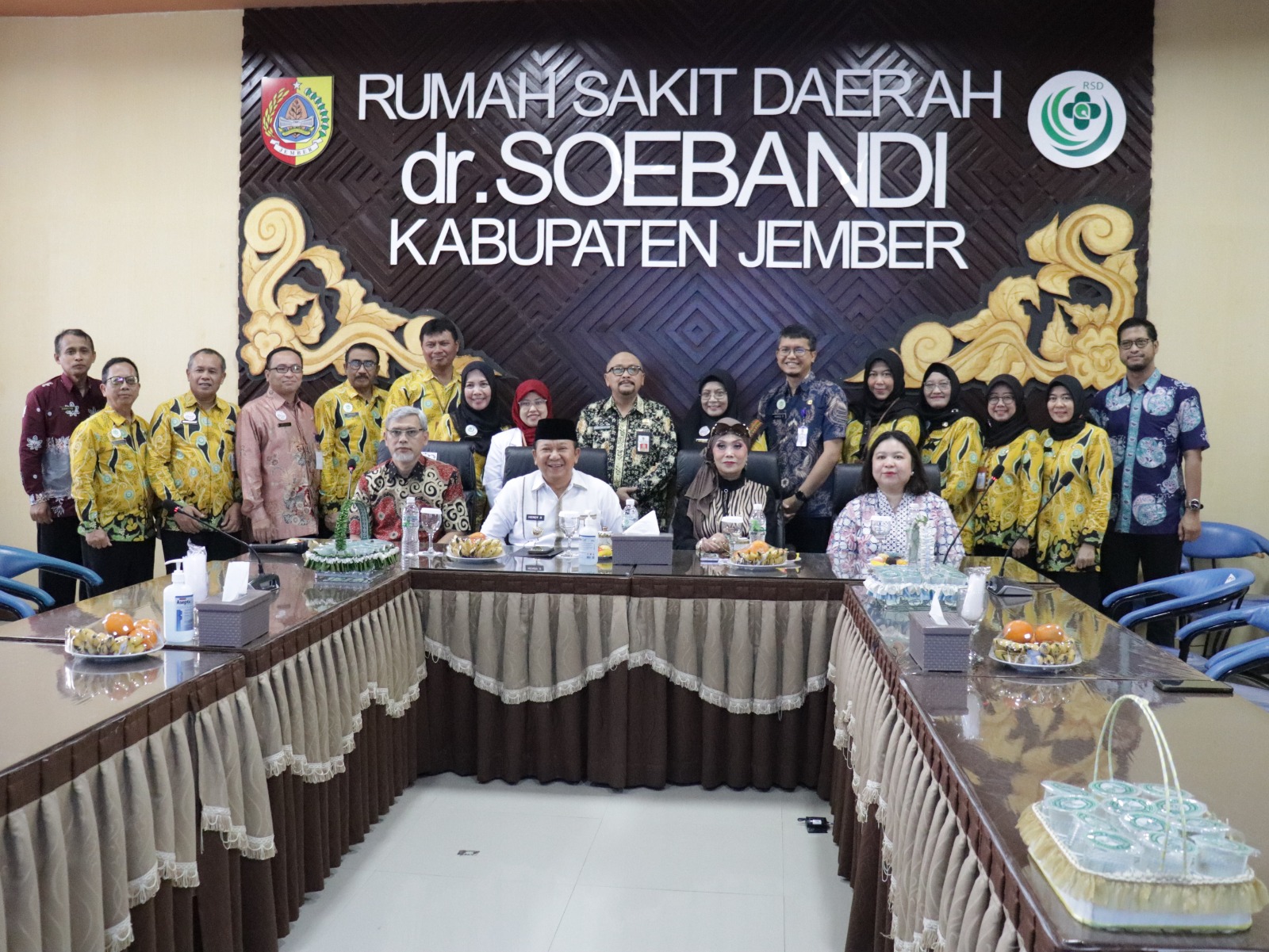 rsd-dr-soebandi-bekerjasama-dengan-rsud-dr-soetomo-melaksanakan-proctorship-operasi-bedah-anak-repair-kloaka-dalam-rangka-memeriahkan-hut-ri-ke-79